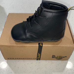 Dr. Martens Auburn